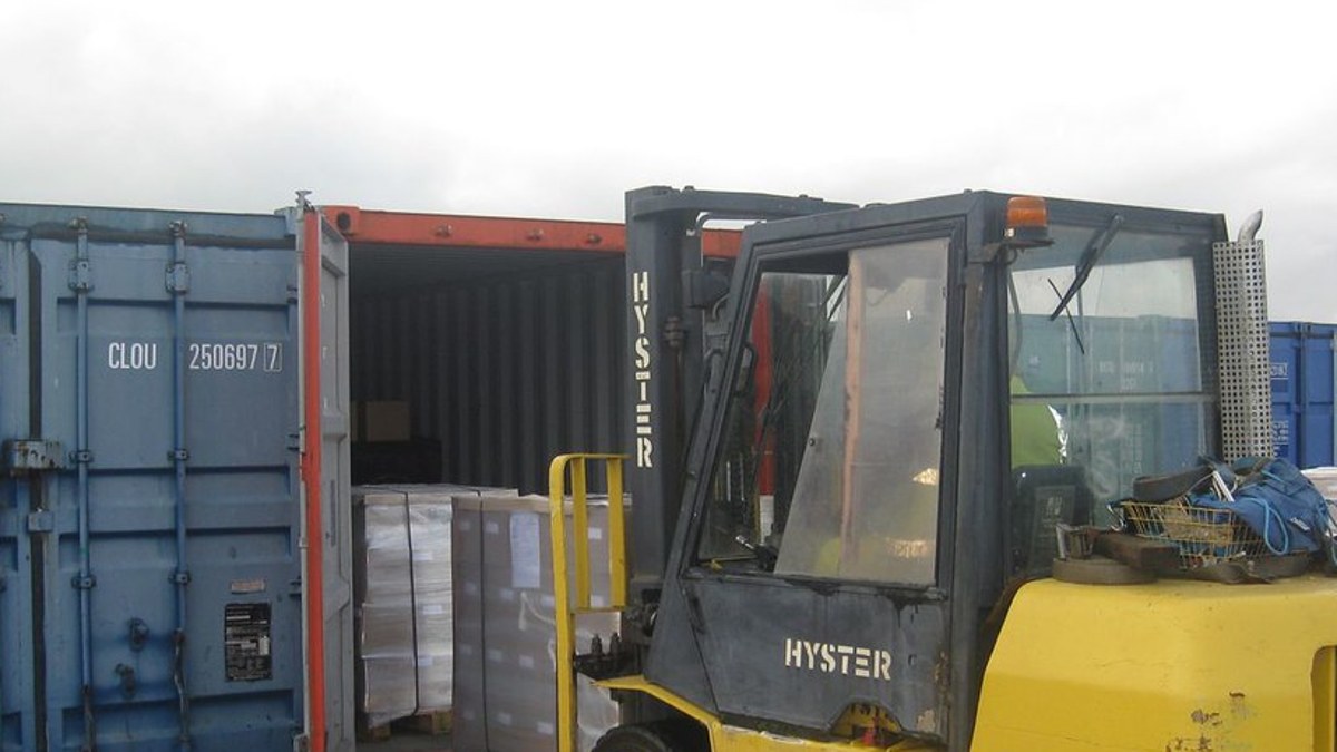 Container loading preparation for Turkish distributors sourcing products from China